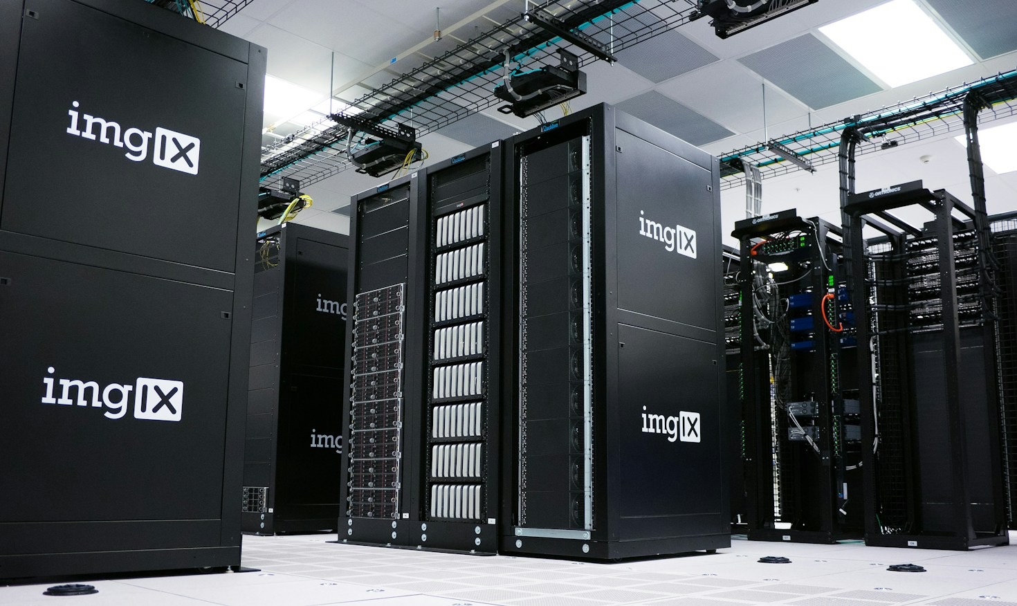 Building High-Availability IT Architectures from Scratch